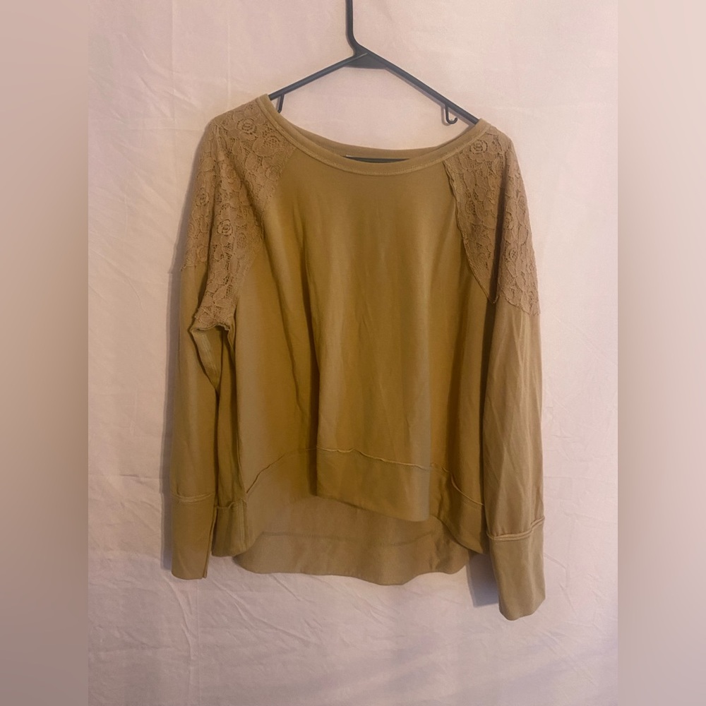 brown long sleeve shirt